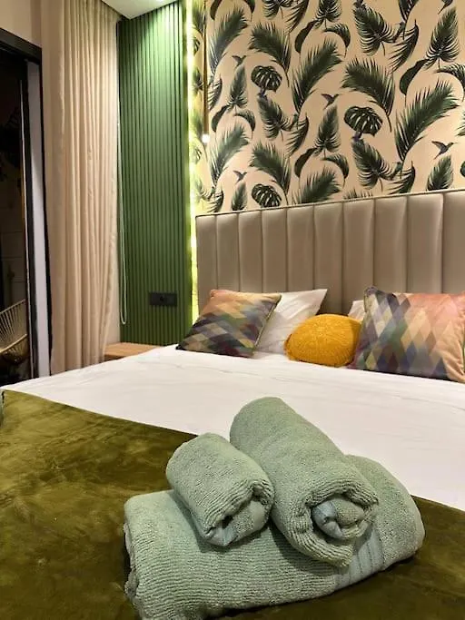 Stylish Appartement Lumineux Et Luxueux Au Coeur De Maarif Quartier Palmier Pres De Station Tramway & Bd Abdelmoumen 卡萨布兰卡 摩洛哥