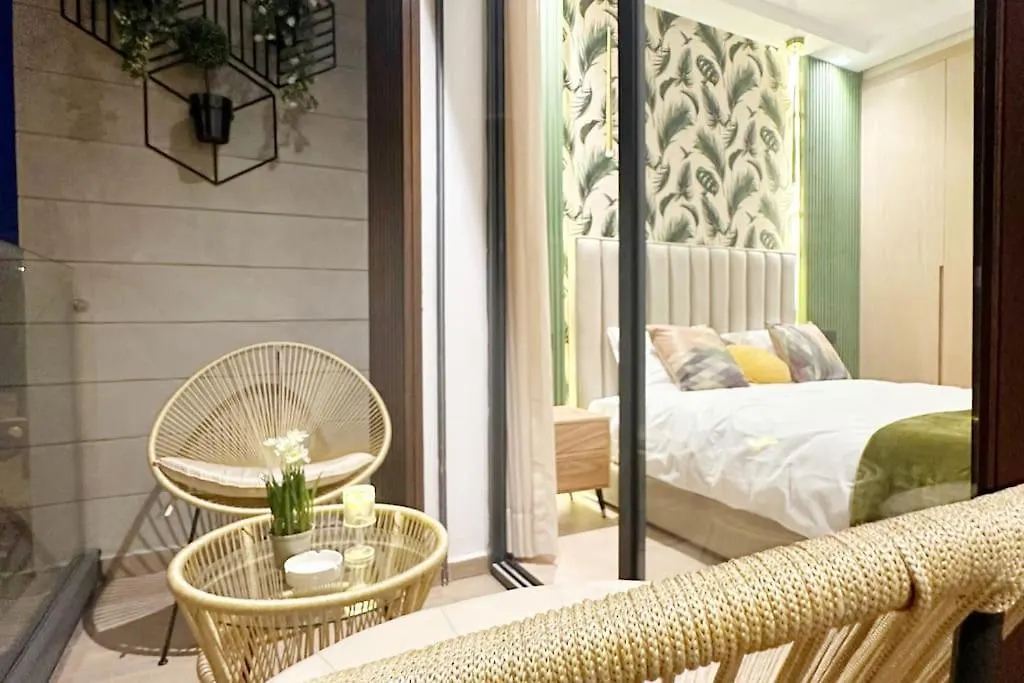 公寓 Stylish Appartement Lumineux Et Luxueux Au Coeur De Maarif Quartier Palmier Pres De Station Tramway & Bd Abdelmoumen 卡萨布兰卡
