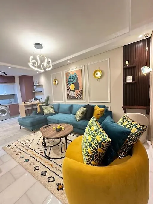Stylish Appartement Lumineux Et Luxueux Au Coeur De Maarif Quartier Palmier Pres De Station Tramway & Bd Abdelmoumen 卡萨布兰卡 公寓