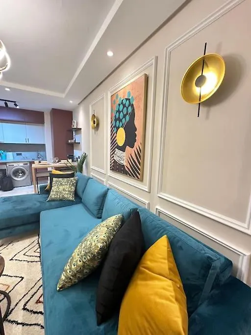 Stylish Appartement Lumineux Et Luxueux Au Coeur De Maarif Quartier Palmier Pres De Station Tramway & Bd Abdelmoumen 卡萨布兰卡 摩洛哥