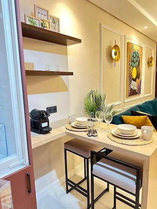 Stylish Appartement Lumineux Et Luxueux Au Coeur De Maarif Quartier Palmier Pres De Station Tramway & Bd Abdelmoumen 卡萨布兰卡 公寓